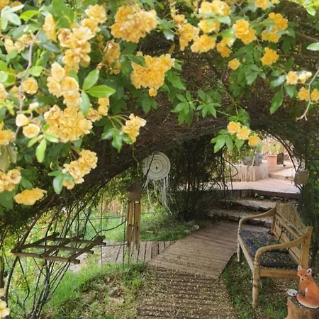 Bed and Breakfast La Lyalis à Aiguines Extérieur photo